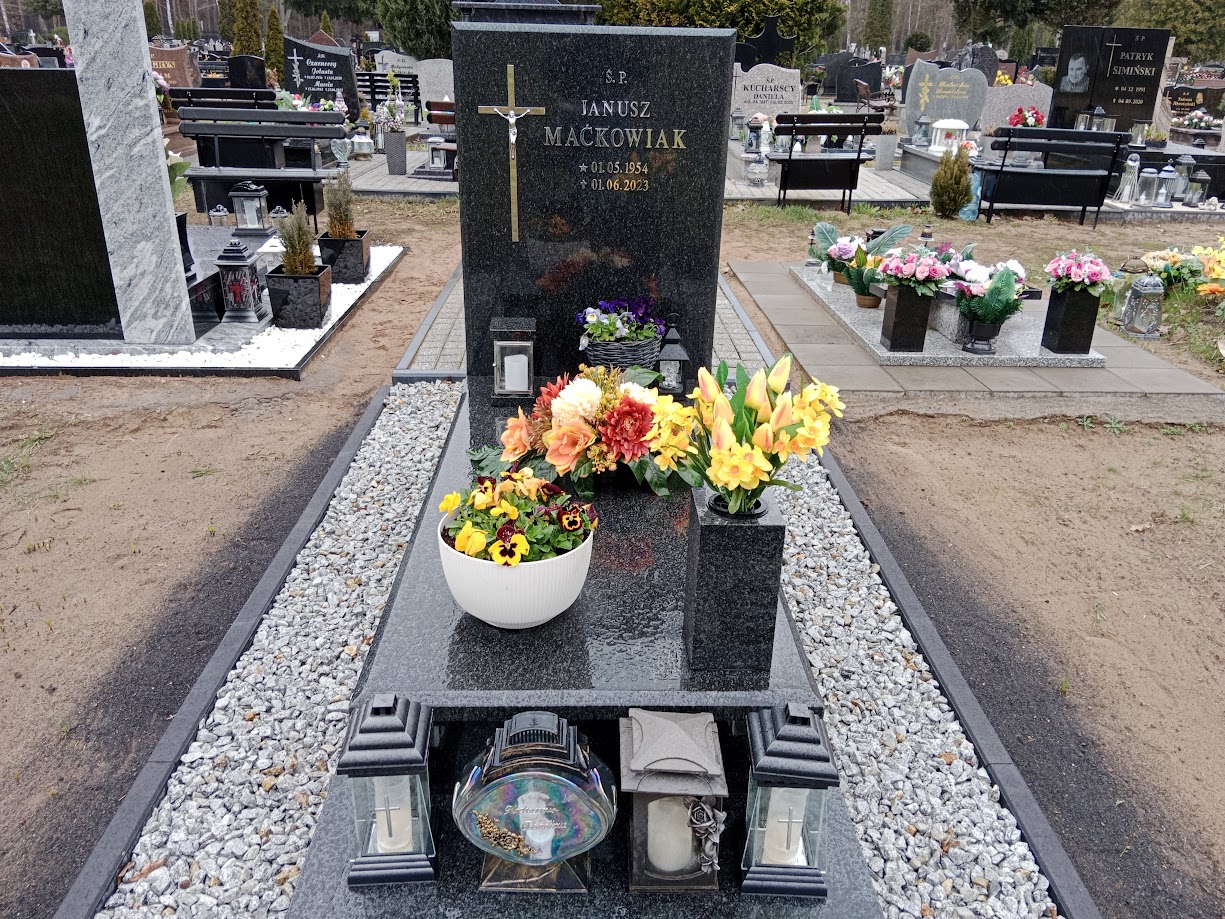 Janusz Maćkowiak 1954 Witnica - Grobonet - Wyszukiwarka osób pochowanych