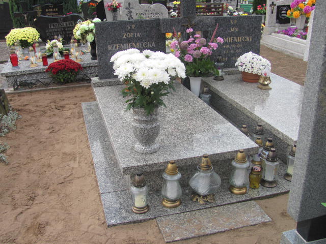 Grób Zofia Rzemieniecka