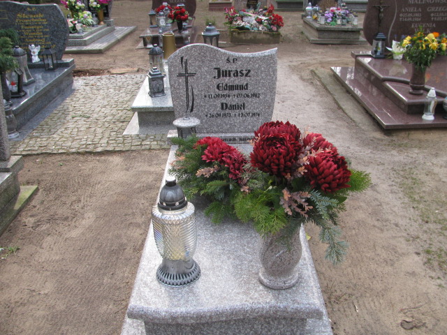 Grób Daniel Jurasz