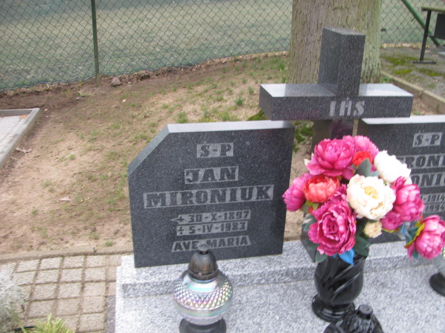Jan Mironik 1897 Witnica - Grobonet - Wyszukiwarka osób pochowanych