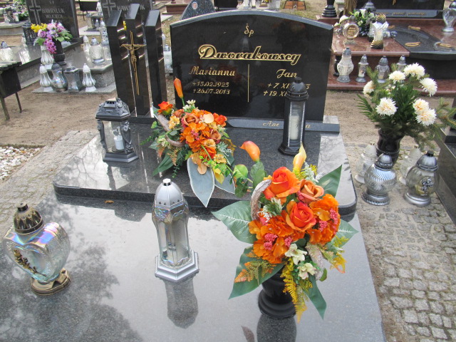 Grób Mirosława Dworakowska